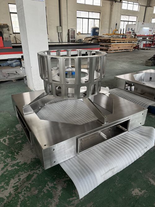 أخبار الشركة الأخيرة عن أبرز الأحداث الأخيرة في صناعة الصلب المقاوم للصدأ والصناعة المعدنية