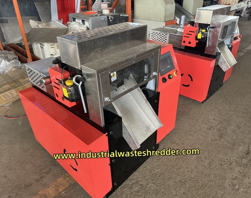 سعر جيد CNC قاطع غيلوتين شاكر للألياف الخيط مع حجم التفريغ المخصص الانترنت